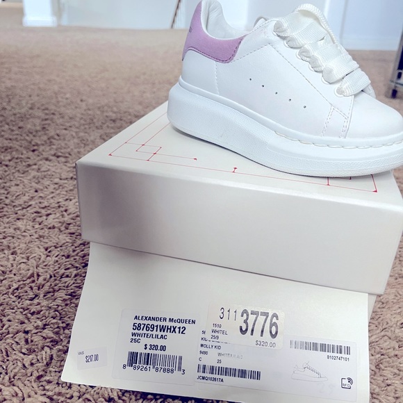 Alexander McQueenOversized Leather sneaker